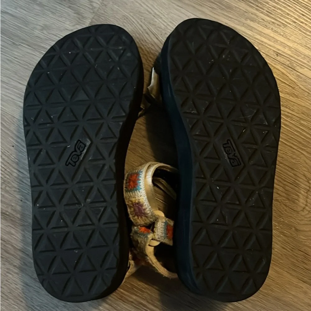 Teva crochet Embroidered Strap platform sandals - Picture 4 of 4